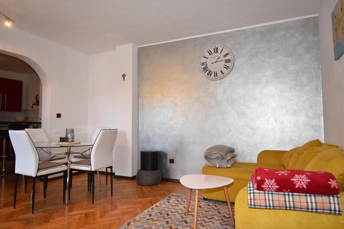 Superior Familiy Apartment Tina Vrsar Eksteriør bilde